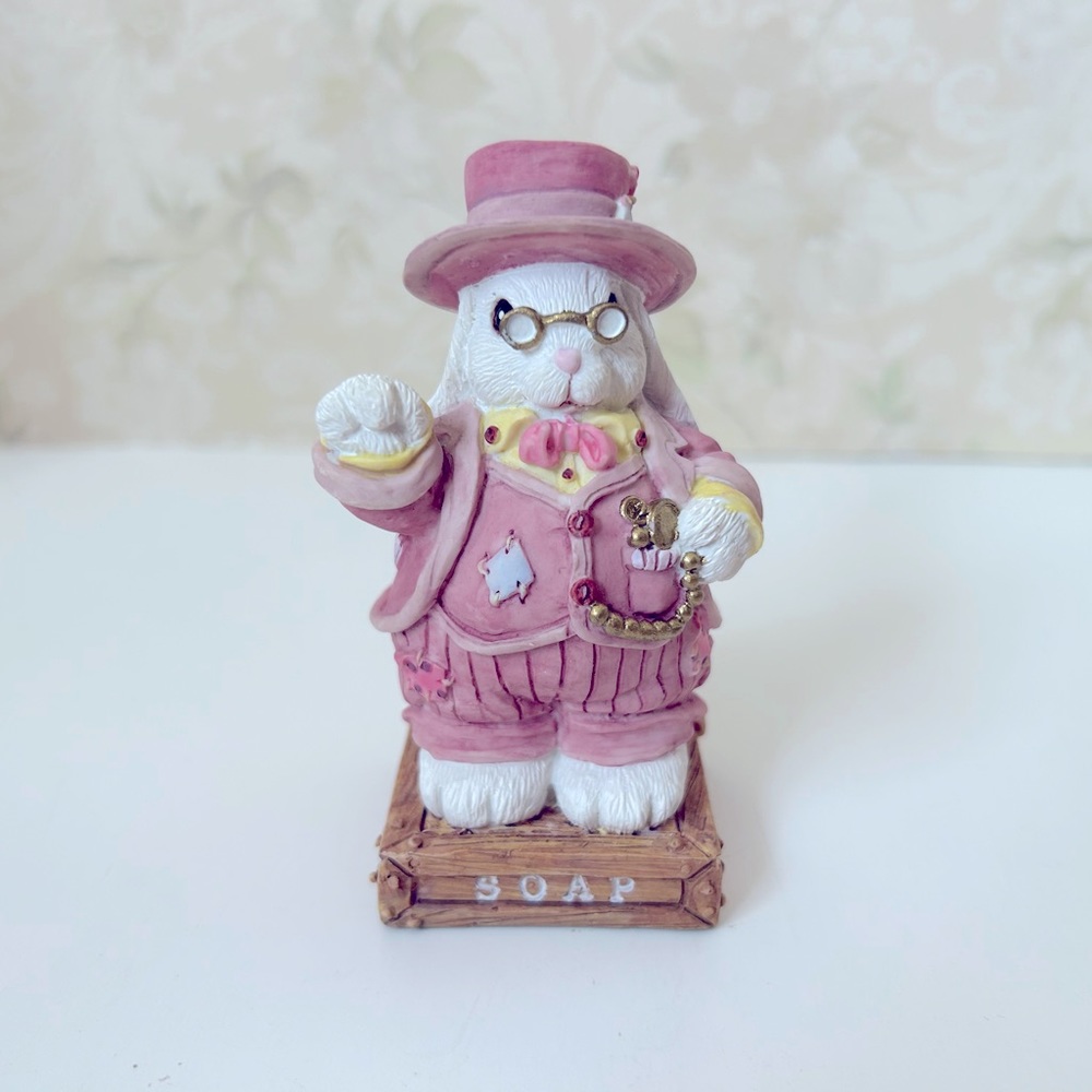 The Patchville Bunnies, Mayor Cornelius, 4" Inch Figurine, New in Box
